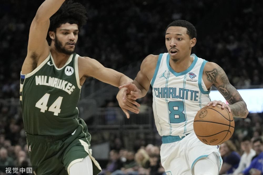 他以出色的 他以出色的