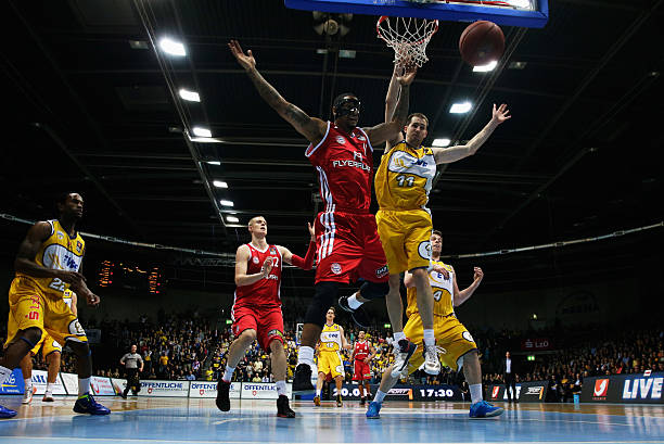 探讨这场赛 探讨这场赛