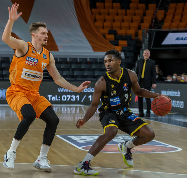 季多场比赛 季多场比赛